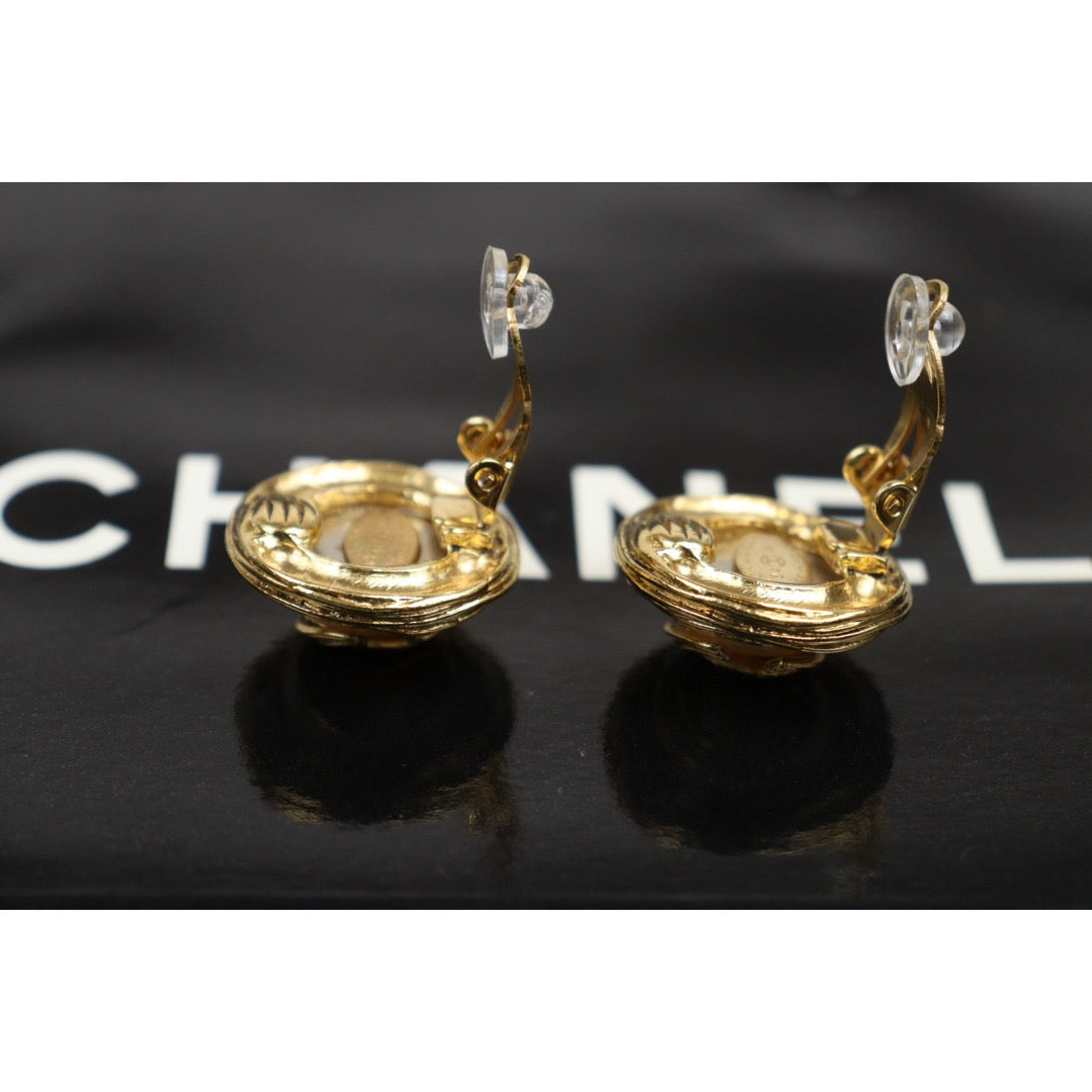 Very Good ( Rank A) | CHANEL Coco Mark Pearl Gold Earrings |25092611