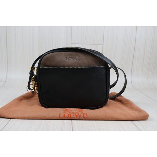 Rank A | Loewe Belasquez Twist Shoulder Bag |24022213