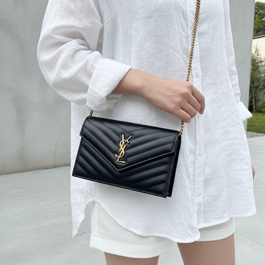 Include Entrupy Certificate of Authenticity|Very Good ( Rank A)| Saint Laurent YSL Caviar Skin Shoulder Bag Black MM|S26052501