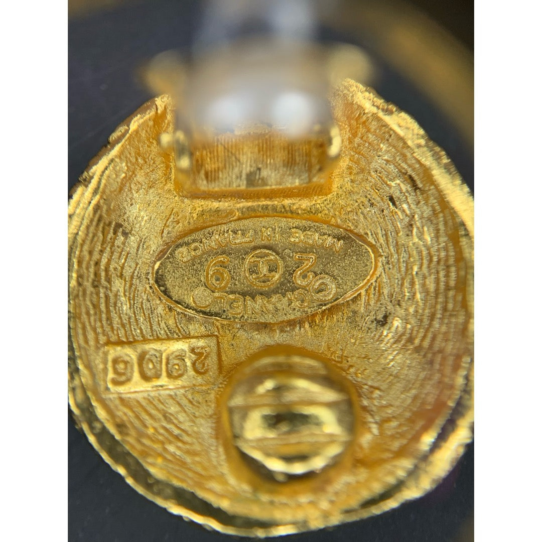 Very Good ( Rank A) | CHANEL Coco Mark Weave Gold Earrings Made In 1992Year |25112505