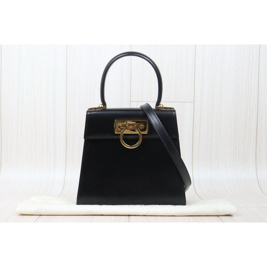 Very Good ( Rank A)|Ferragamo Gancini 2WAY Handbag Shoulderbag|24120307