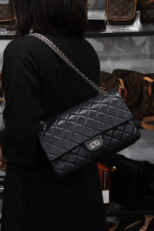 Rank A |CHANEL 2.55 Matlasse Aged Calfskin Double Flap Chain Shoulder Bag Black|23120511