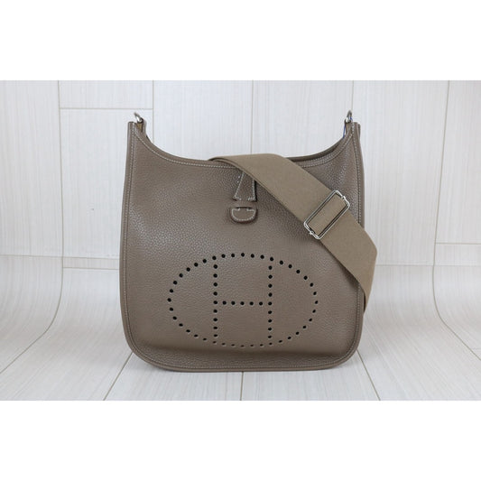 Include Entrupy Certificate of Authenticity|Very Good ( Rank A)| HERMES TC Leather Evelyne 29 Shoulder Bag Gray Q Stamp Made In 2013Year|W26071702