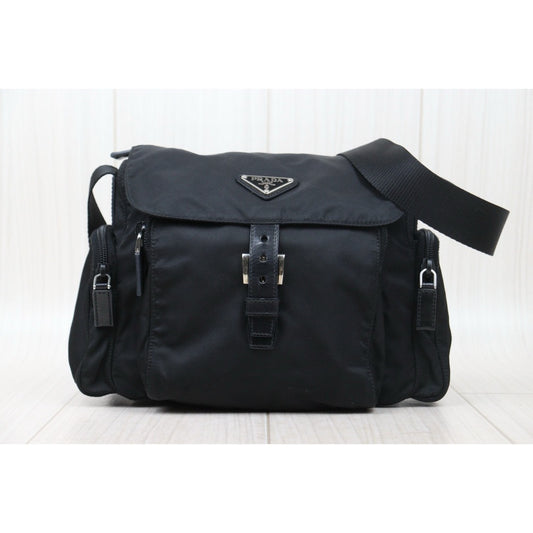 Good ( Rank AB)|Prada Nylon ShoulderBag Black|24120919