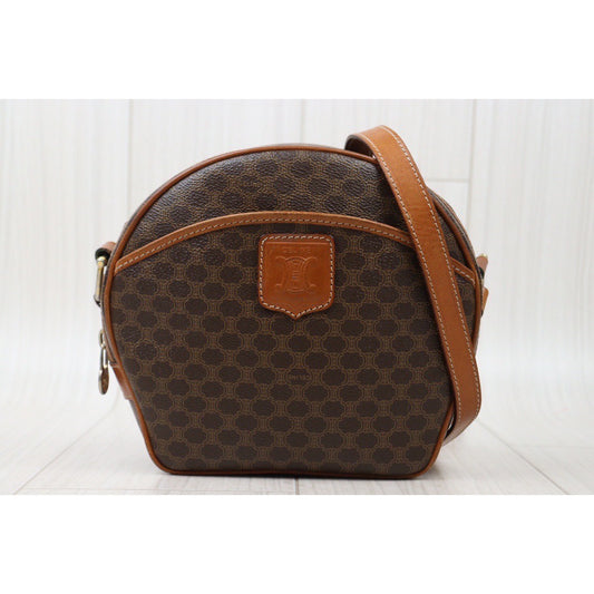 Good ( Rank AB) | CELINE Macadam ShoulderBag |V24062227