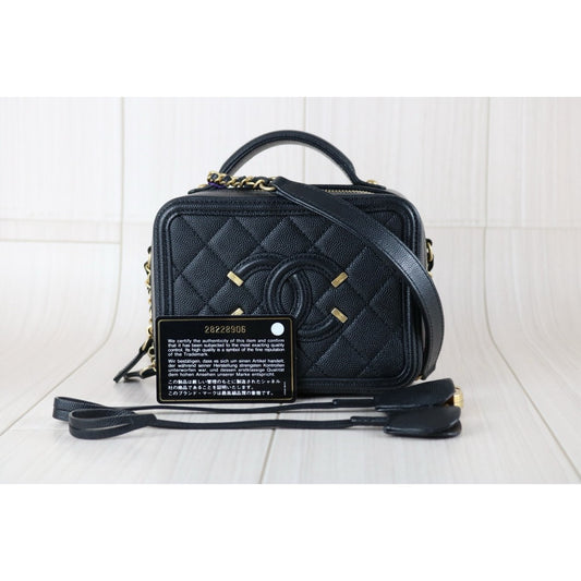 Very Good ( Rank A)| CHANEL Caviar Skin Leather Calf Leather Mini Vanity Shoulder Bag Made In 2019~2020Year |R24111206