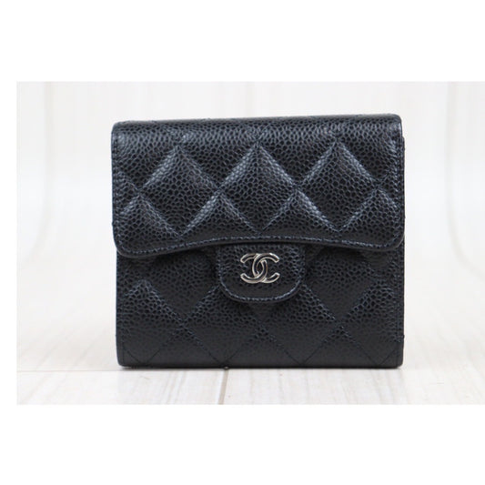 Rank A |Chanel Caviar Skin Tri-fold Wallet Black Made in 2018 Year|23110701