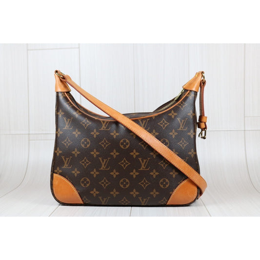 Good ( Rank AB)|LV Monogram Boulogne 30 Shoulder Bag |S24042403