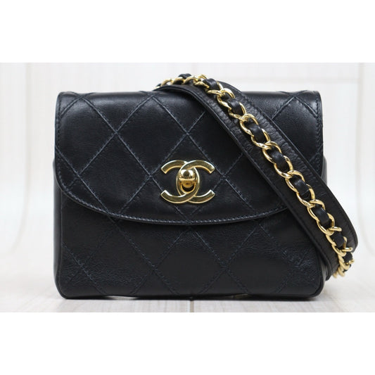 Very Good ( Rank A) | CHANEL Matrasse Lamb Skin Coco Mark Waist Bag Black |25073102