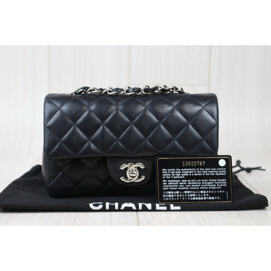 Rank A| CHANEL Matrasse Lamb Skin Single Flap Bag Made in 2014Year|P24073002