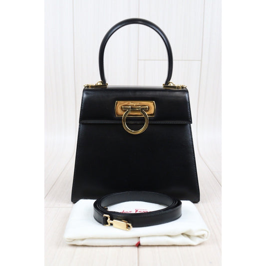 Rank A |Ferragamo Gancini 2WAY Handbag Shoulder Bag| 23120402