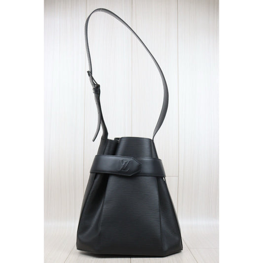 Very Good ( Rank A)| LV Epi Sack de Paul Shoulder Bag Black|25071712