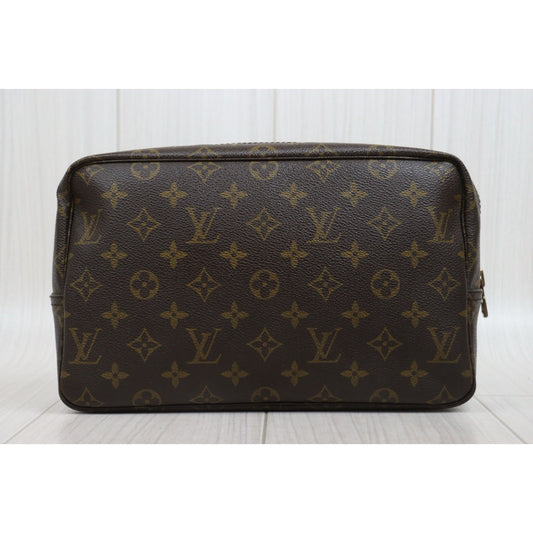 Good ( Rank AB)| LV Truth Toilet 28 Monogram Makeup Pouch|26020612