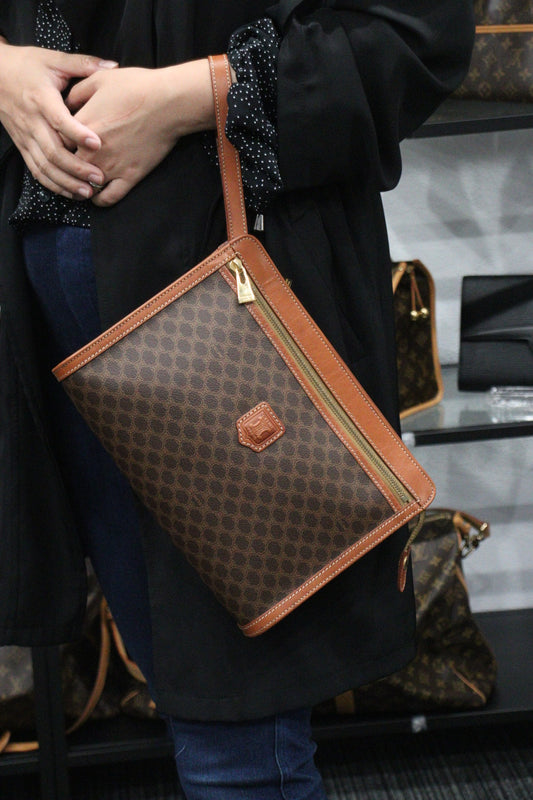 Rank A| CELINE Macadam Clutch Bag With Strap |V23092818