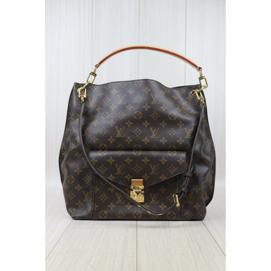 Good ( Rank AB)|LV Monogram Metis Hobo Shoulder Bag|24101002