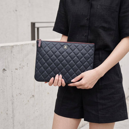 Include Entrupy Certificate of Authenticity|Excellent(Rank SA)|Full Set CHANEL Caviar Skin Klassische Pochette Mit Reissverschluss Black IC Chips Model|X26051804