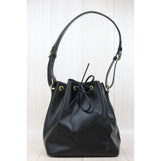 Very Good ( Rank A) | LV Epi Noe Shoulder Bag Black|25041004