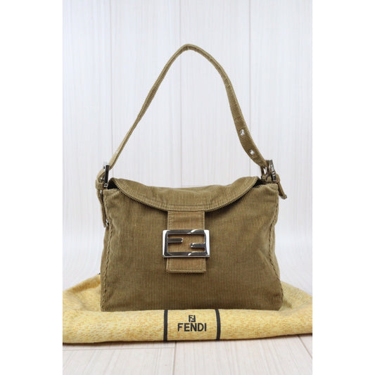 Rank A | FENDI Baguette Shoulder Bag |24042907