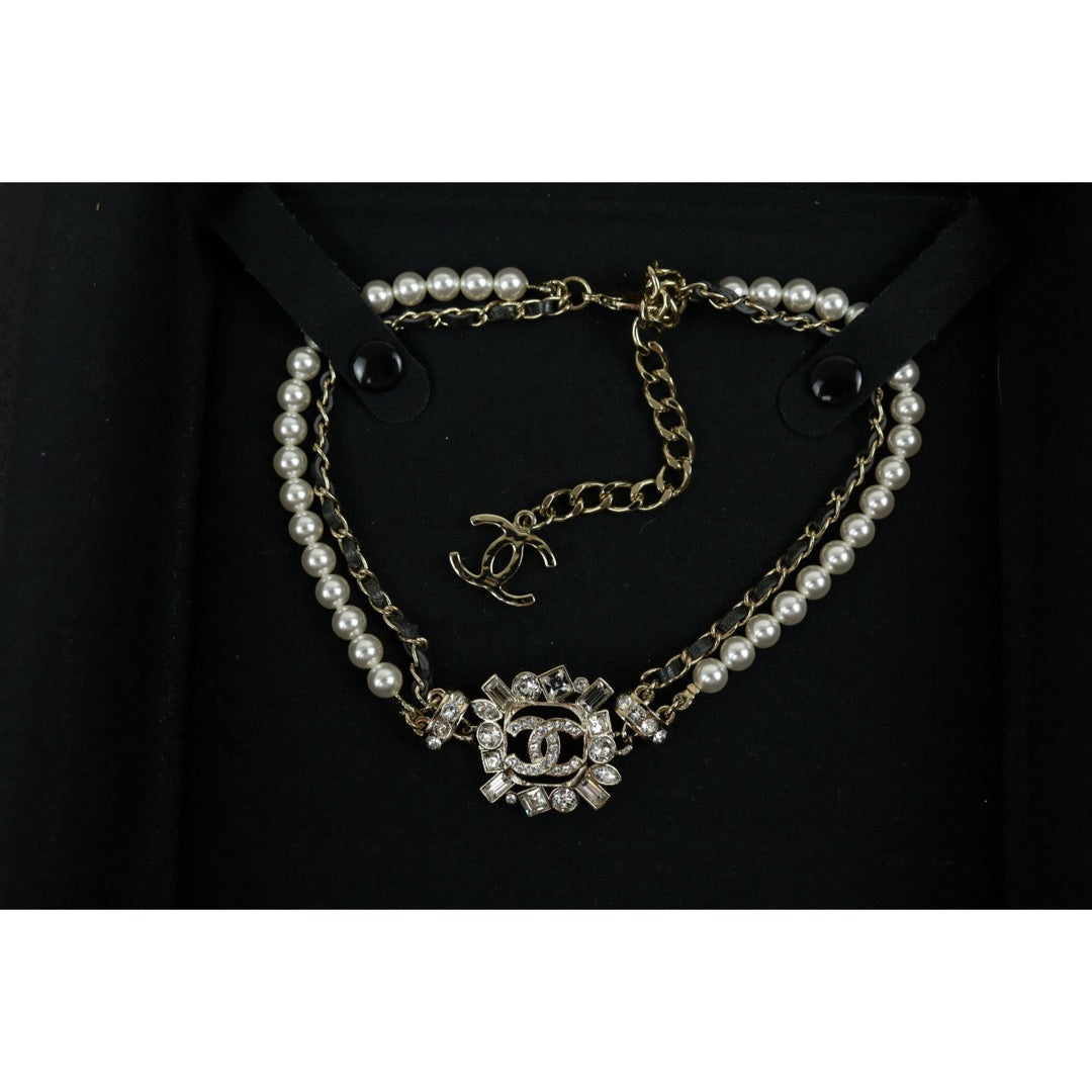 Include Authentic Detective Certificate of Authenticity|Excellent(Rank SA)| CHANEL Coco Mark Chain Pearl Rhinestone Chocker Necklace|X24121802