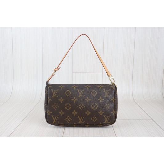 Rank A | LV Monogram Pochette Accessoires |23082901