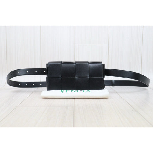 First installment 1/4| Very Good ( Rank A)| Bottega Veneta Calf Leather Belt Cassette Shoulder Bag Body Bag Waist Bag Black IC Chips Model |S25071014