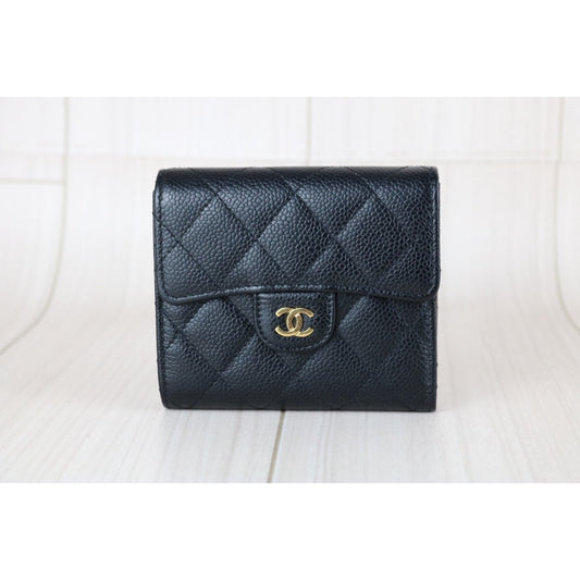 Very Good ( Rank A)|Chanel Caviar Skin Black Wallet Made In 2016-2017Year |S25071505