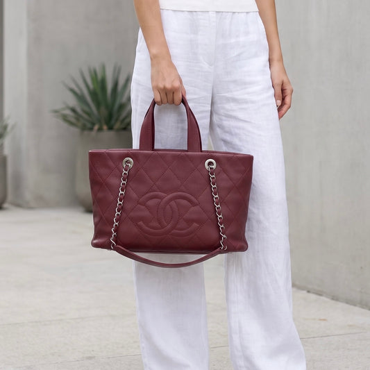 Include Entrupy Certificate of Authenticity|Very Good ( Rank A)| CHANEL Caviar Quilted Medium 2WAY Shopping Tote Bad Made In 2014-2015Year|X26100710