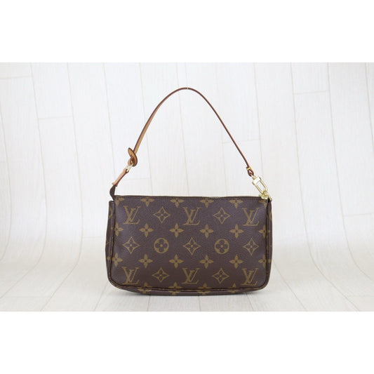 Good ( Rank AB)|LV Monogram Pochette Accessoires |S25091008