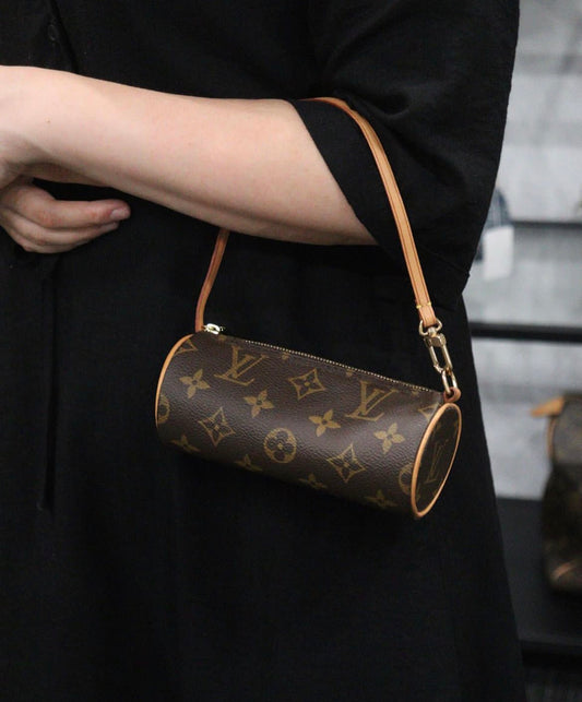 Rank A |LV Monogram Papillon Included Pouch|23091519