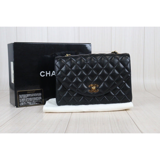 Rank A | CHANEL Matrasse Lamb Leather Shoulder Bag 22 Black 24K Gold Plated|23092202