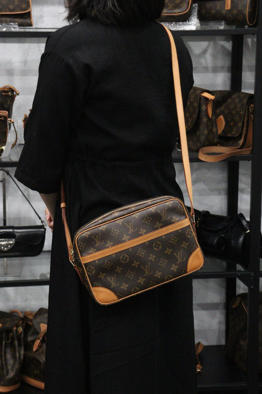 Rank A | LV Monogram Trocadero 27 Shoulder Bag|23113014