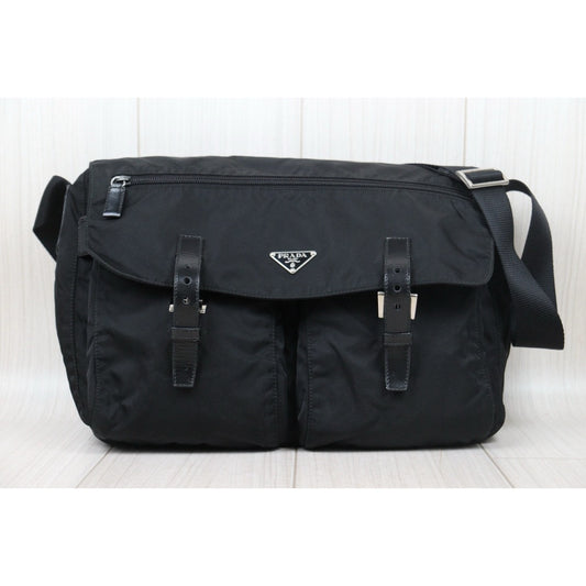 Good ( Rank AB)|Prada Nylon ShoulderBag Black|24111222