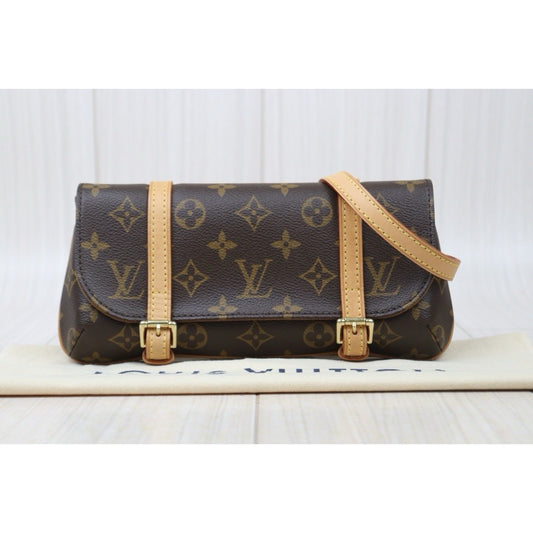 Very Good ( Rank A)|LV Monogram Pochette Murrell Clutch Bag Waist Pouch|P24092406