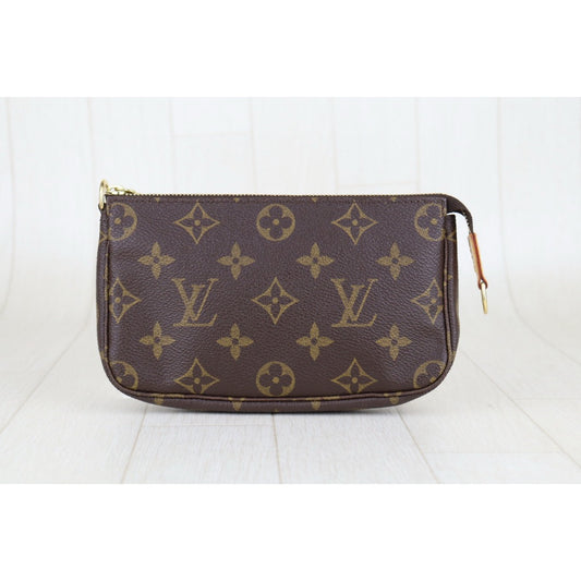 Very Good ( Rank A) | LV Monogram Pochette Accessoires |H25021903