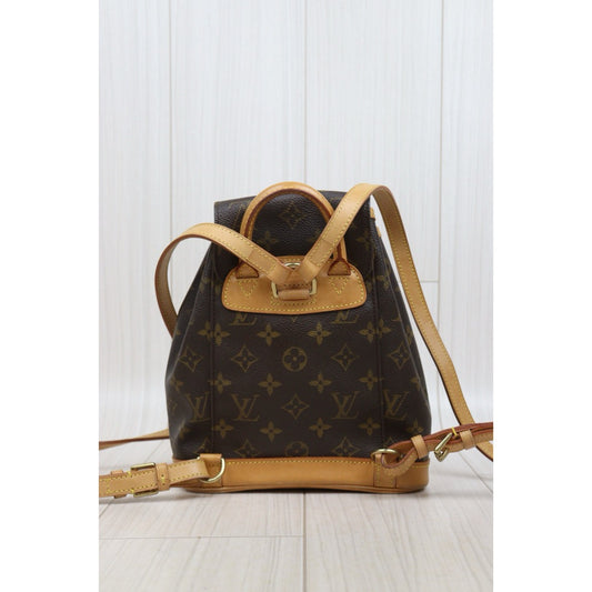 Include Entrupy Certificate of Authenticity|Good ( Rank AB)| Louis Vuitton Monogram Montsouris PM Backpack|25122206