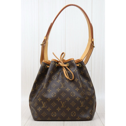 Good ( Rank AB)| LV Monogram Petit Noe Shoulder Bag |V24121910