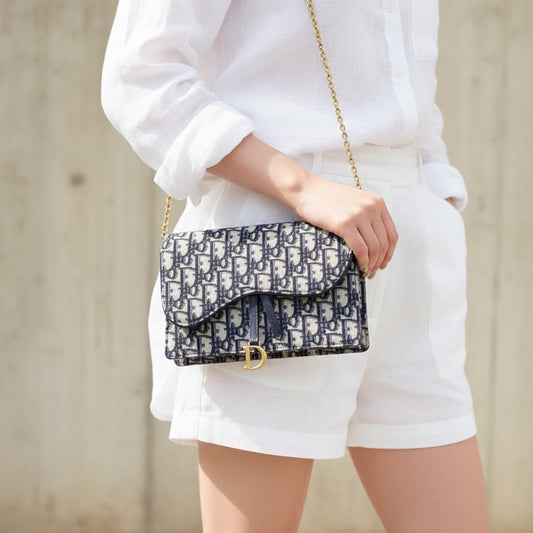 Include Entrupy Certificate of Authenticity|Good ( Rank AB)| Dior Trotter WOC Chain Shoulder Bag |S26051302