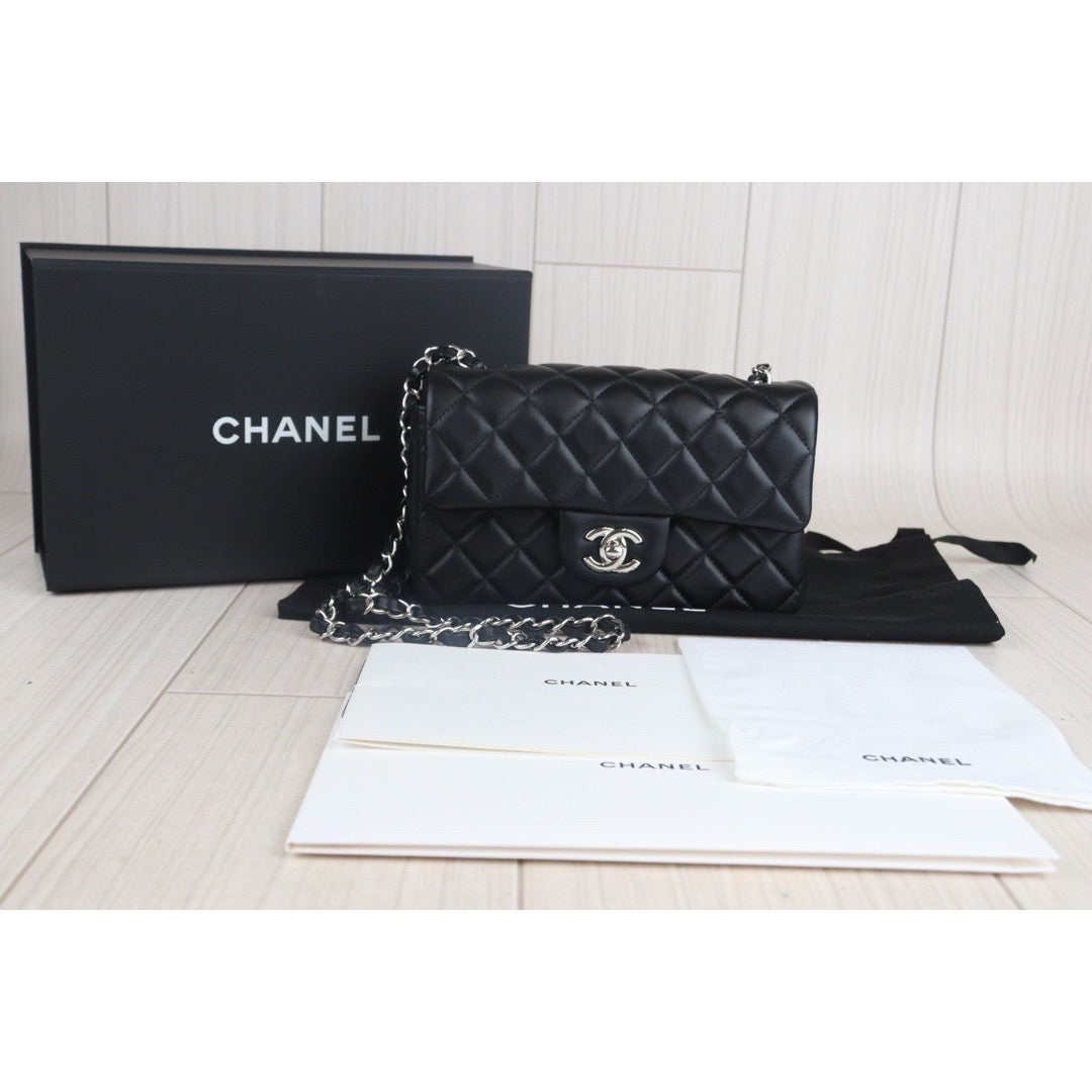 Rank N| CHANEL Mini Matelasse Lamb Leather Chain Shoulder Bag Black Silver Hardware |23091104