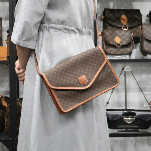 Rank AB| CELINE Macadam Shoulder Bag |V24011228