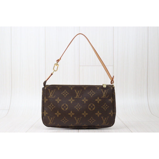 Rank A | LV Monogram Pochette Accessoires Vintage Model|24062807
