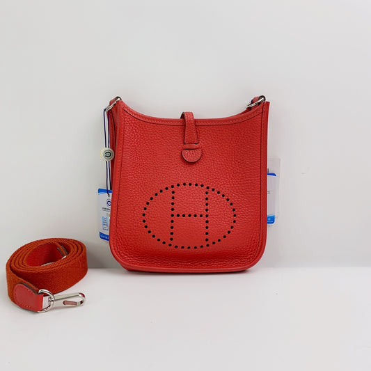 Rank A| HERMES Mini Evelyn 16 Shoulder Bag Red T Stamp|2211146