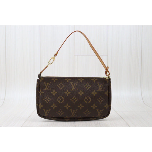 Rank A | LV Monogram Pochette Accessoires Vintage Model|24061002