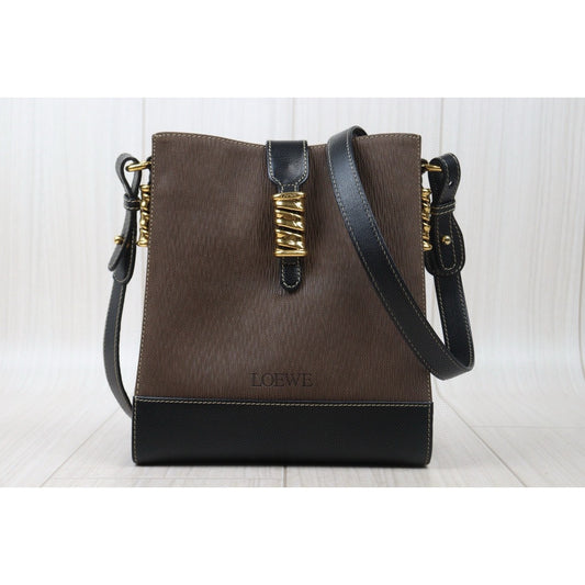 Very Good ( Rank A)| LOEWE Belasquez Twist Shoulder Bag |24102401