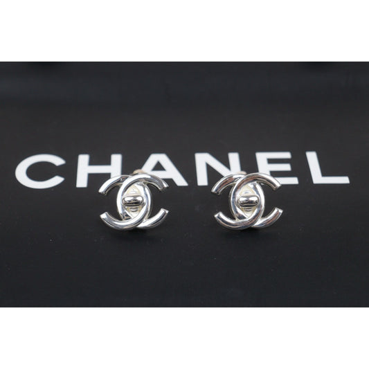 Good ( Rank AB) |CHANEL Vintage Silver Plating Earrings Made In 1996 Year PM|25120807