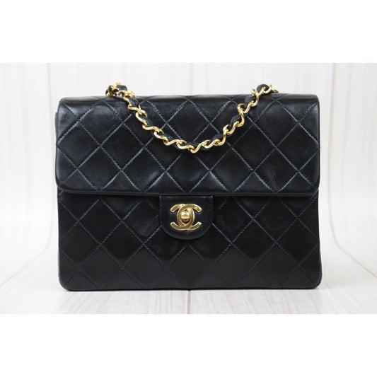 Rank AB| CHANEL Black Lanbskin Square 20 Shoulder Bag Made In 1989~1991Year |24070510