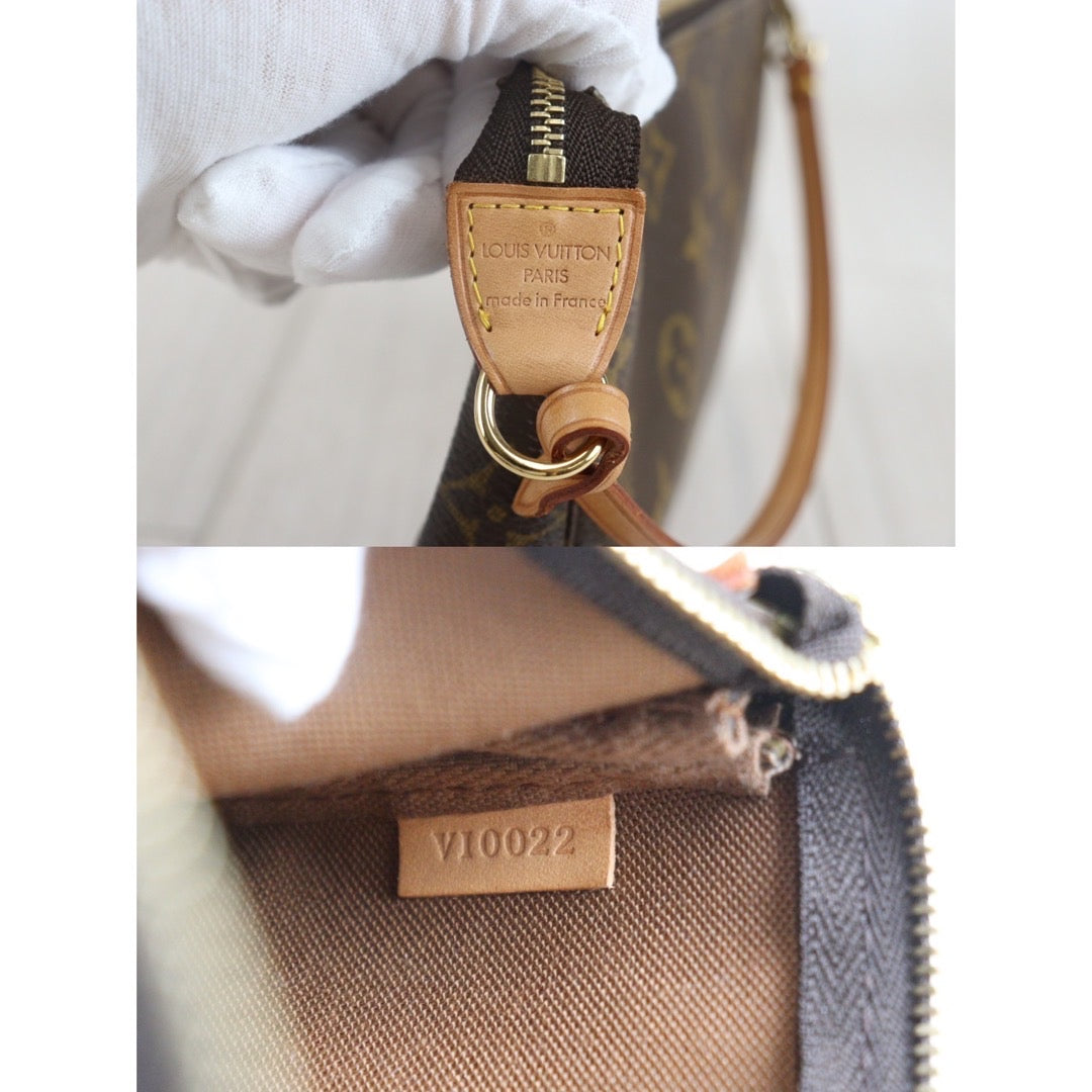 Rank A | LV Monogram Pochette Accessoires |23090401