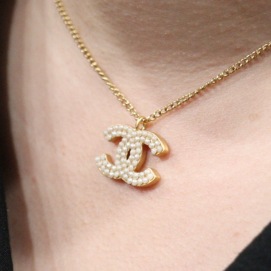 Rank A | CHANEL Coco Pearl Necklace|V24010512