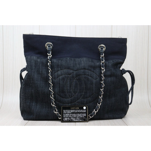 Very Good ( Rank A) | CHANEL Denim ToteBag Made In 2010~2011 Year |S24112401