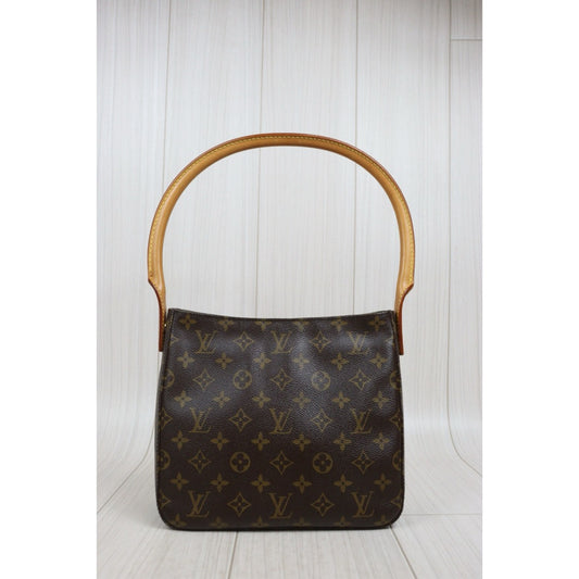 Include Entrupy Certificate of Authenticity|Good ( Rank AB)| Louis Vuitton Monogram Looping MM Shoulder Bag|26040205
