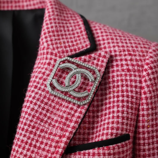 Include Authentic Detective Certificate of Authenticity|Excellent(Rank SA)| CHANEL A17S Coco Mark Rhinestone Brooch Made In 2017Year |S26031006